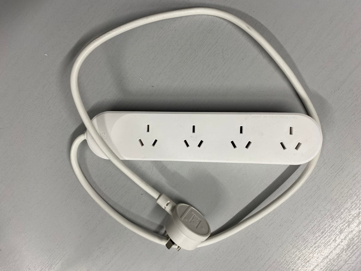 Unbranded 4-Outlet Power Board
